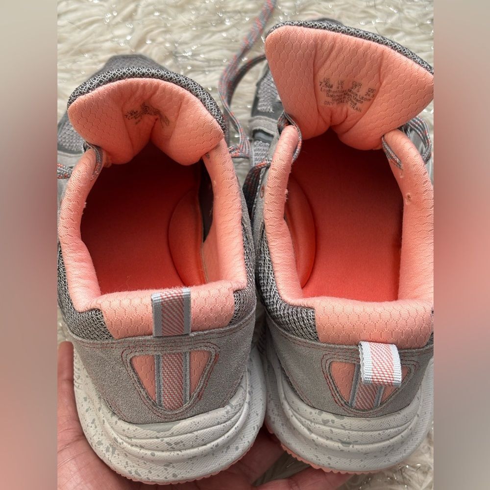 Ryka Sky Walk Trail Women's Gray and Pink Paloma Sneakers Size US 7.5M - Picture 3 of 11